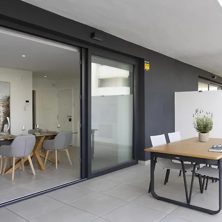 Apartment Premium Garden With Private Pool In Higueron *