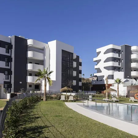 Premium Garden With Private Pool In Higueron Fuengirola